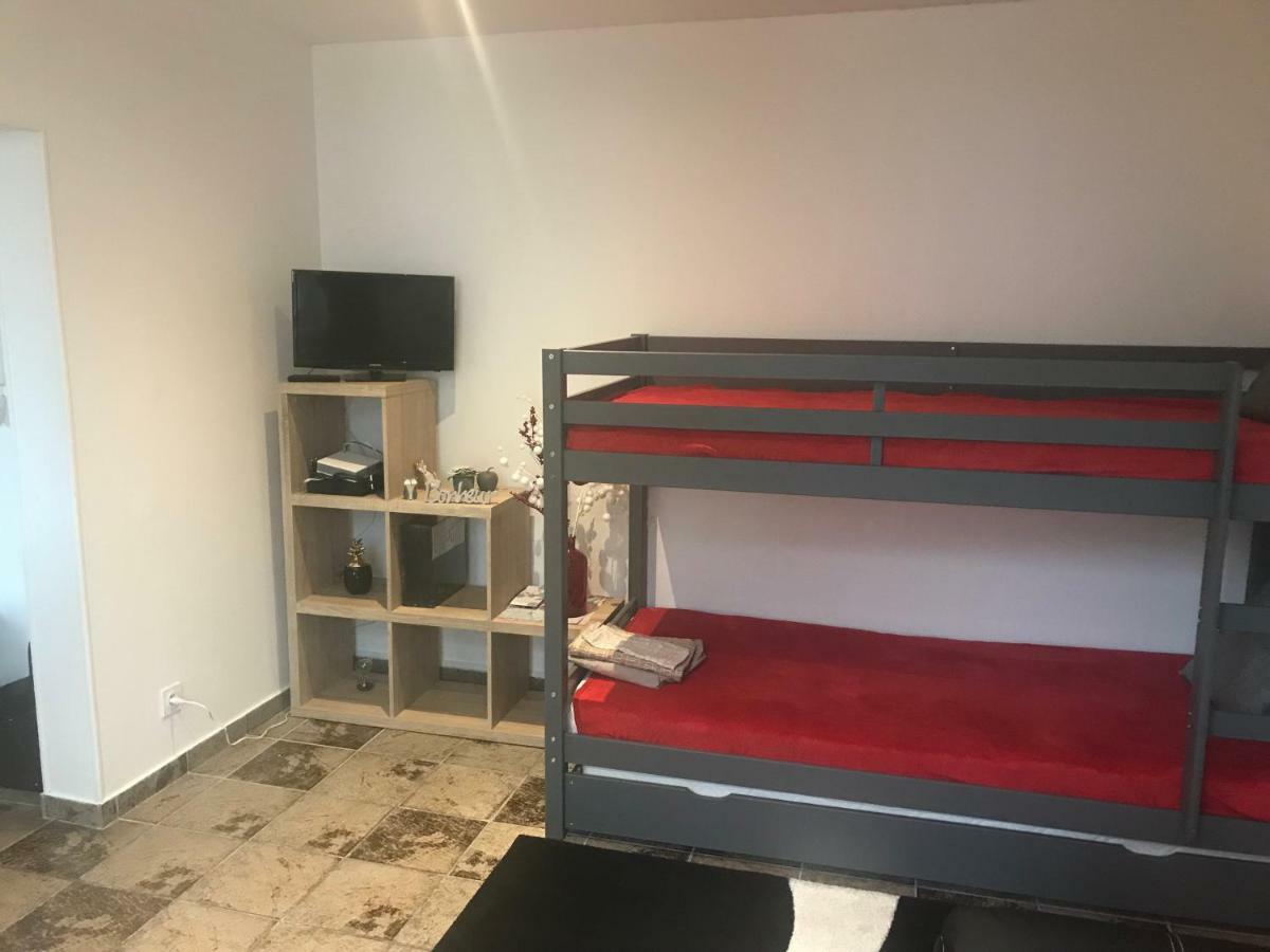 Ferienwohnung Studio Champagne Au Centre Ville Annecy Exterior foto