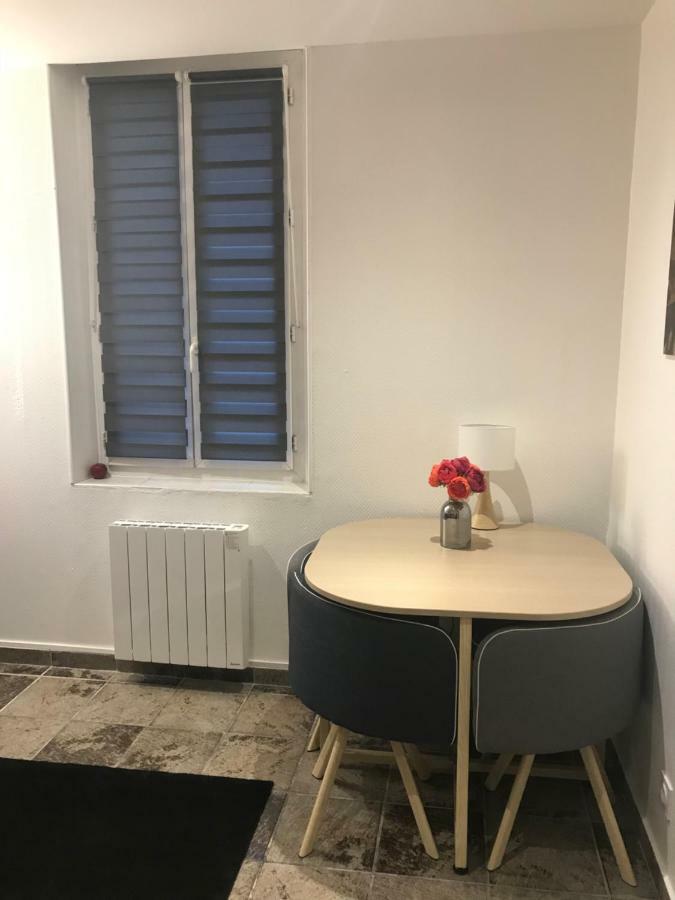 Ferienwohnung Studio Champagne Au Centre Ville Annecy Exterior foto